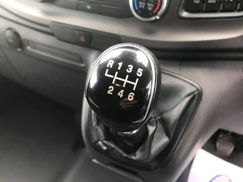 Ford Transit Custom 2.0 300 EcoBlue Trend Panel Van 5dr Diesel Manual L2 H1 Euro 6 (s/s) (105 ps) 5dr Manual 2026