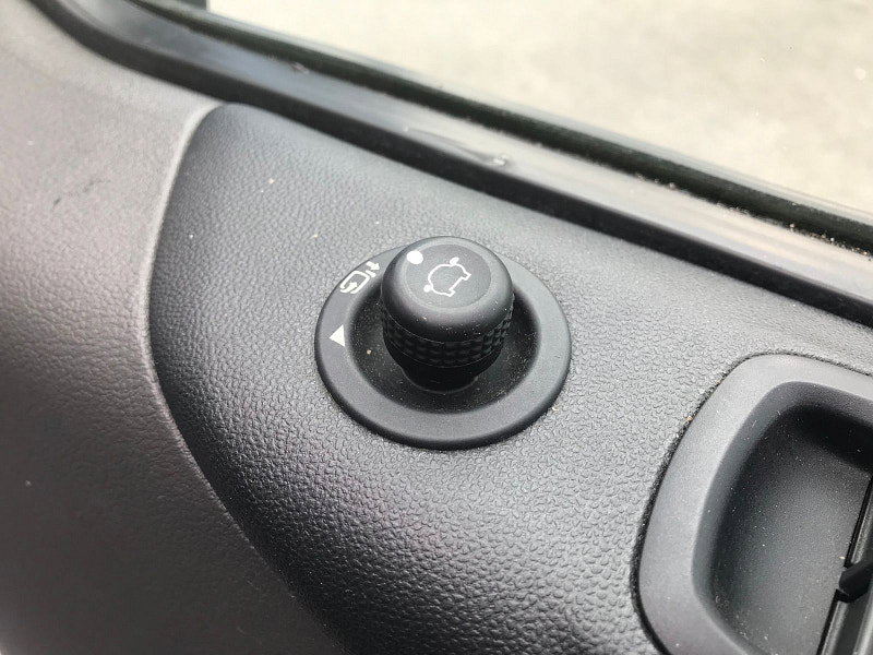 Ford Transit Custom 2.0 300 EcoBlue Trend Panel Van 5dr Diesel Manual L2 H1 Euro 6 (s/s) (105 ps) 5dr Manual 2026