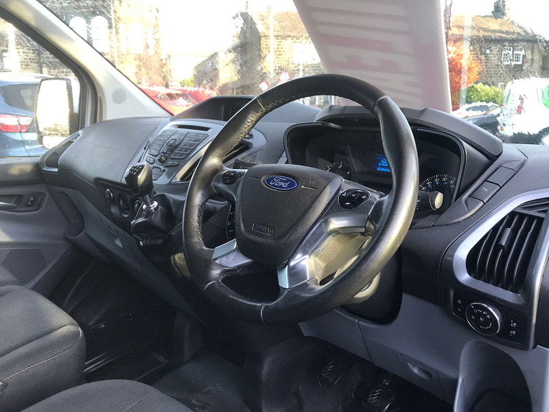 Ford Transit Custom 2.0L 270 LIMITED LR P/V Diesel Manual Euro 6 (129 bhp) 5dr Manual 2025