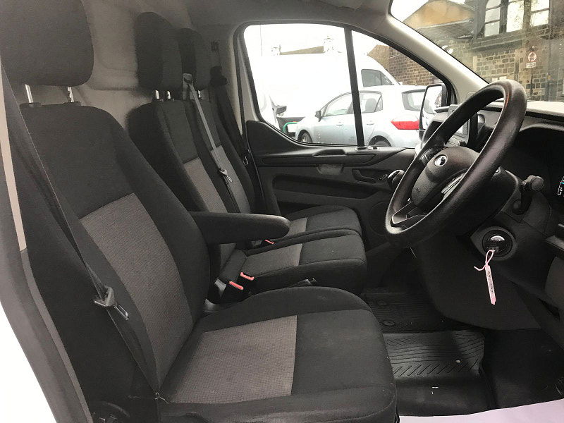 Ford Transit Custom 2.0L 280 Leader EcoBlue Diesel Manual Euro 6 (104 bhp) 5dr Manual 2025