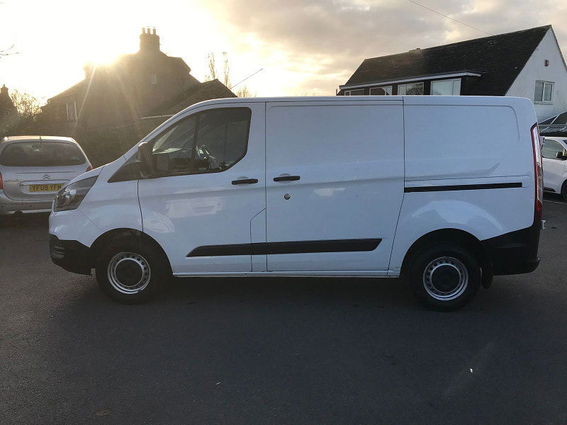 Ford Transit Custom 2.0L 280 LEADER P/V ECOBLUE Diesel Manual Euro 6 (104 bhp) 5dr Manual 2024