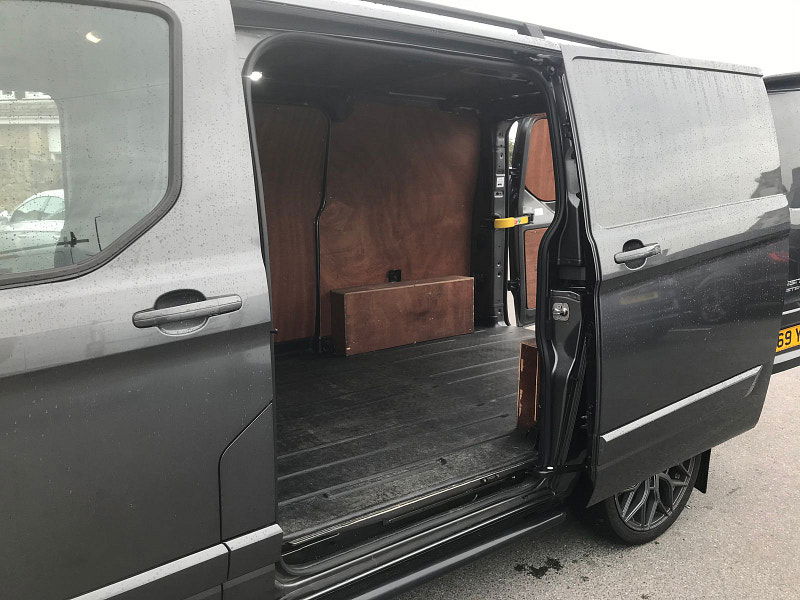 Ford Transit Custom 2.0L 280 Limited EcoBlue 5dr Diesel Manual Euro 6 (128 bhp) 5dr Manual 2025