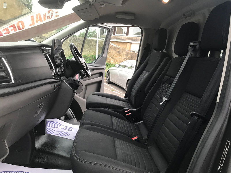 Ford Transit Custom 2.0L 280 Limited EcoBlue 5dr Diesel Manual Euro 6 (128 bhp) 5dr Manual 2025