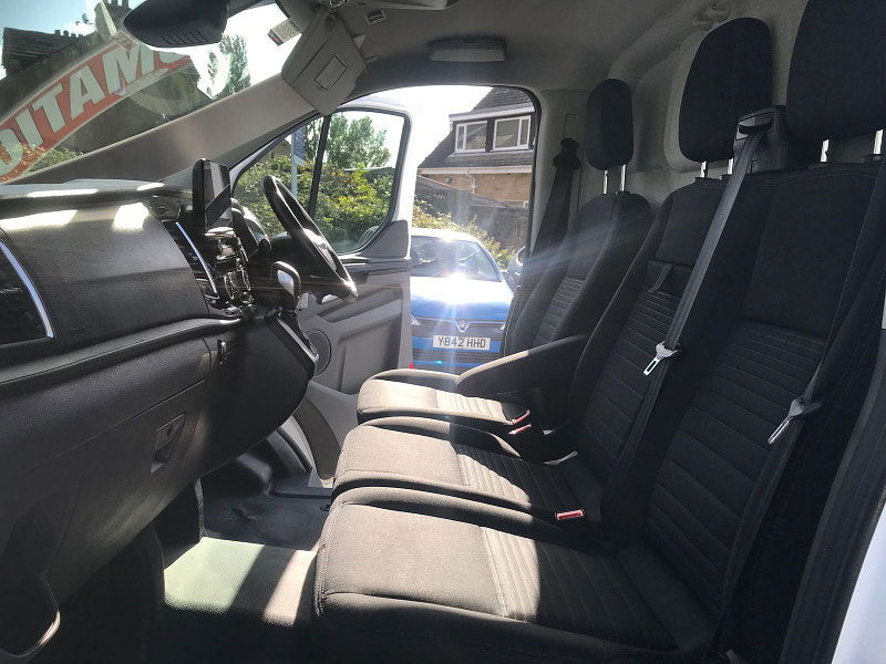 Ford Transit Custom 2.0L 280 LIMITED P/V ECOBLUE Diesel Automatic Euro 6 (128 bhp) 5dr Automatic 2025