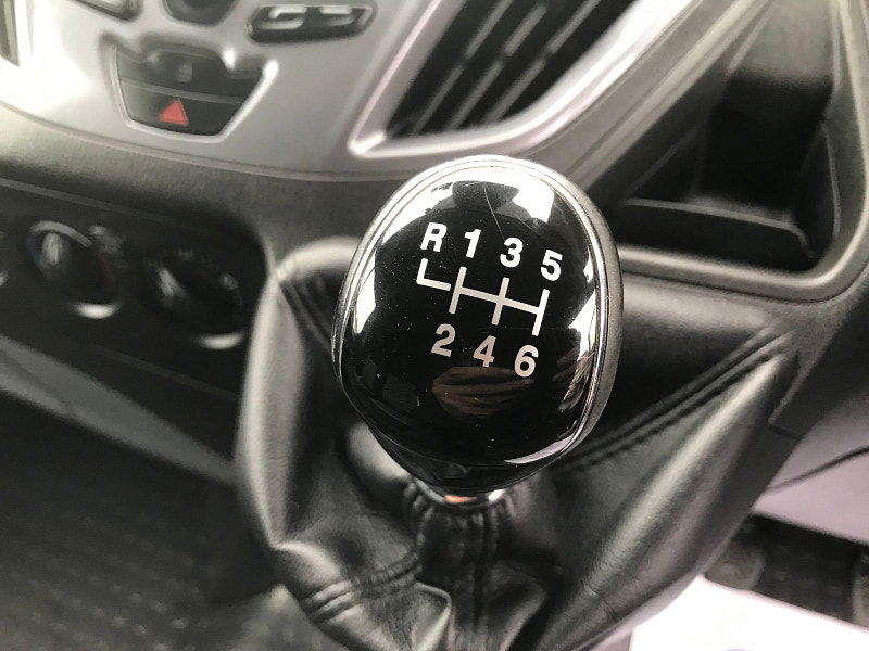 Ford Transit Custom 2.0L 290 Limited Diesel Manual Euro 6 (129 bhp) 5dr Manual 2025