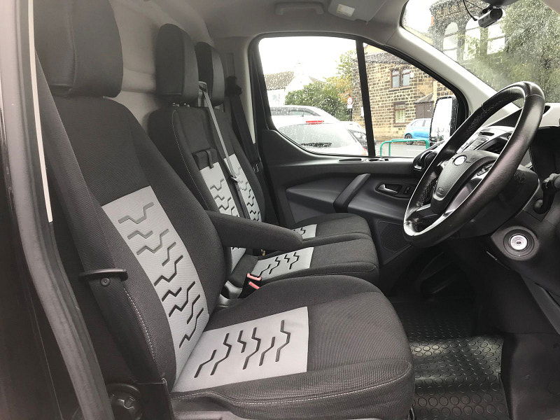 Ford Transit Custom 2.0L 290 Limited Diesel Manual Euro 6 (129 bhp) 5dr Manual 2025
