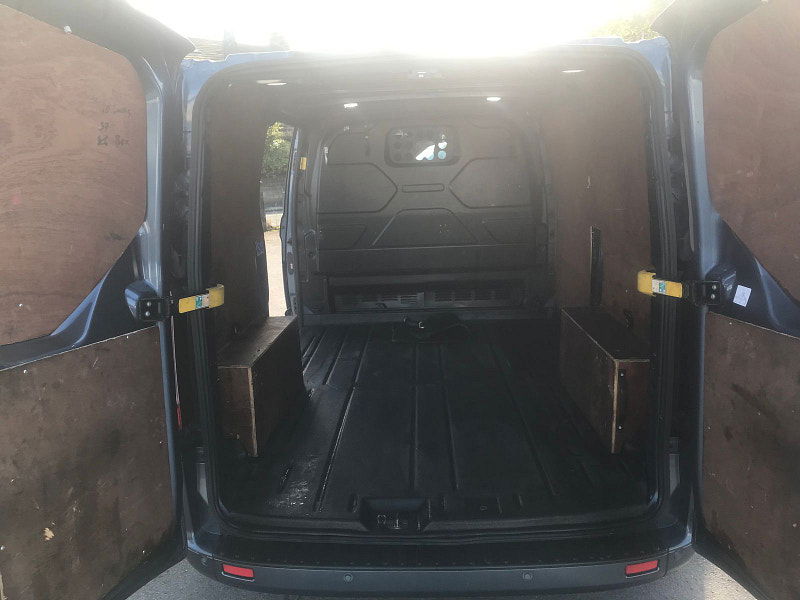 Ford Transit Custom 2.0L 290 Sport EcoBlue Diesel Manual Euro 6 (182 bhp) 5dr Manual 2025