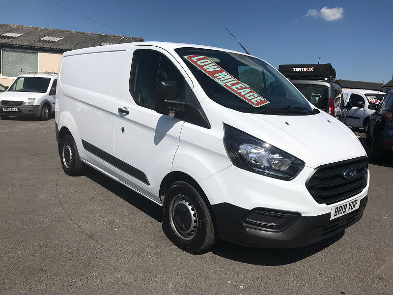 Ford Transit Custom 2.0L 300 Base Diesel Manual Euro 6 (103 bhp) 5dr Manual 2025