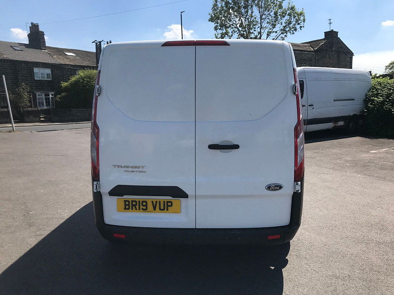 Ford Transit Custom 2.0L 300 Base Diesel Manual Euro 6 (103 bhp) 5dr Manual 2025
