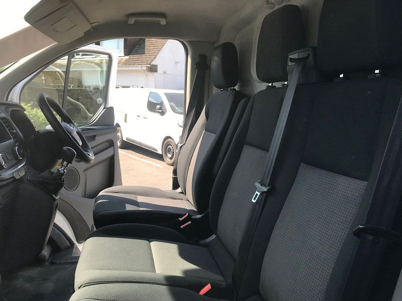 Ford Transit Custom 2.0L 300 Base Diesel Manual Euro 6 (103 bhp) 5dr Manual 2025