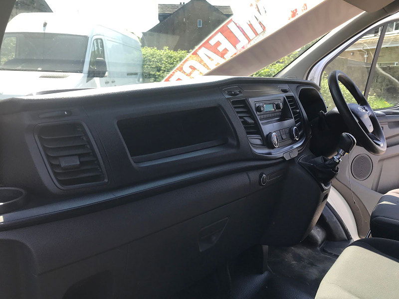 Ford Transit Custom 2.0L 300 Base Diesel Manual Euro 6 (103 bhp) 5dr Manual 2025