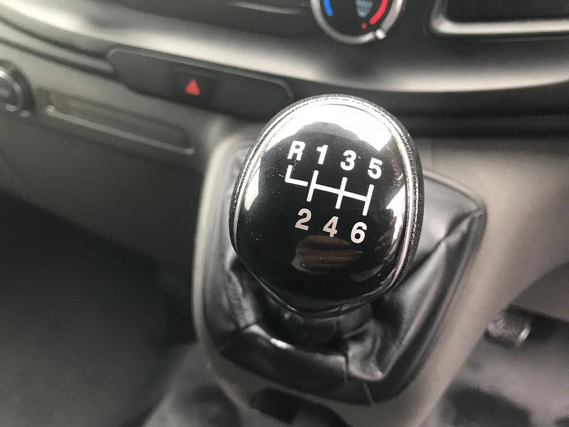 Ford Transit Custom 2.0L 300 Base Diesel Manual Euro 6 (103 bhp) 5dr Manual 2026