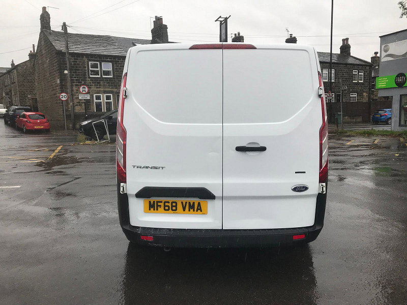 Ford Transit Custom 2.0L 300 Base Diesel Manual Euro 6 (103 bhp) 5dr Manual 2026