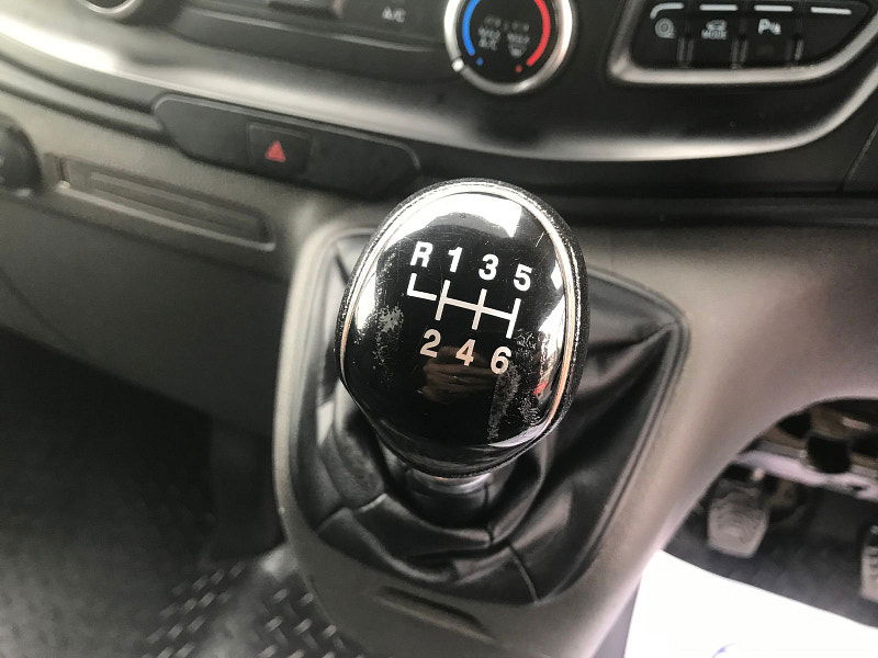 Ford Transit Custom 2.0L 300 Leader EcoBlue 5dr Diesel Manual Euro 6 (104 bhp) 5dr Manual 2025