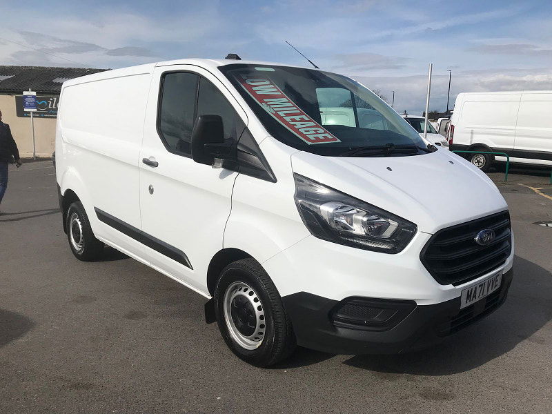 Ford Transit Custom 2.0L 300 LEADER P/V ECOBLUE Diesel Manual Euro 6 (128 bhp) 5dr Manual 2025