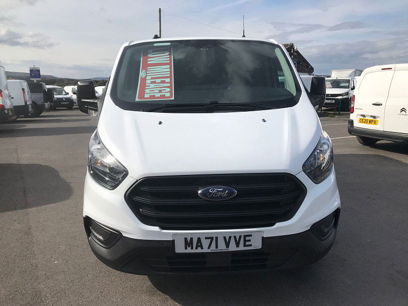 Ford Transit Custom 2.0L 300 LEADER P/V ECOBLUE Diesel Manual Euro 6 (128 bhp) 5dr Manual 2025