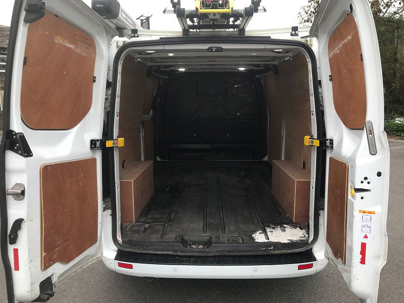 Ford Transit Custom 2.0L 300 Limited EcoBlue 5dr Diesel Manual Euro 6 (128 bhp) 5dr Manual 2025