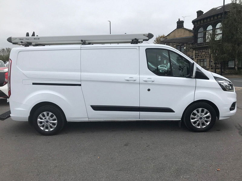 Ford Transit Custom 2.0L 300 Limited EcoBlue 6dr Diesel Manual Euro 6 (128 bhp) 6dr Manual 2025
