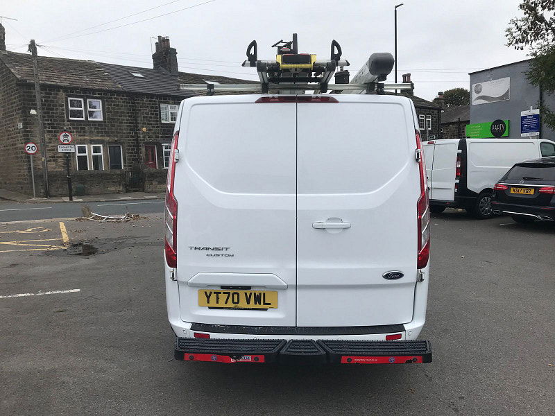 Ford Transit Custom 2.0L 300 Limited EcoBlue 6dr Diesel Manual Euro 6 (128 bhp) 6dr Manual 2025