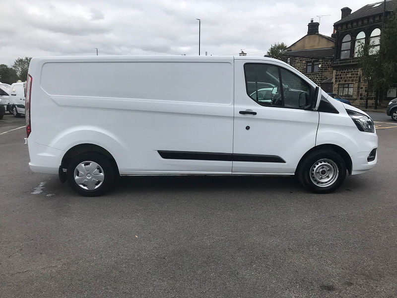 Ford Transit Custom 2.0L 300 Trend EcoBlue 5dr Diesel Manual Euro 6 (104 bhp) 5dr Manual 2025