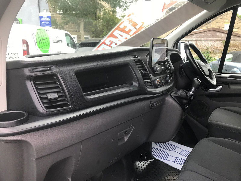 Ford Transit Custom 2.0L 300 Trend EcoBlue 5dr Diesel Manual Euro 6 (104 bhp) 5dr Manual 2025
