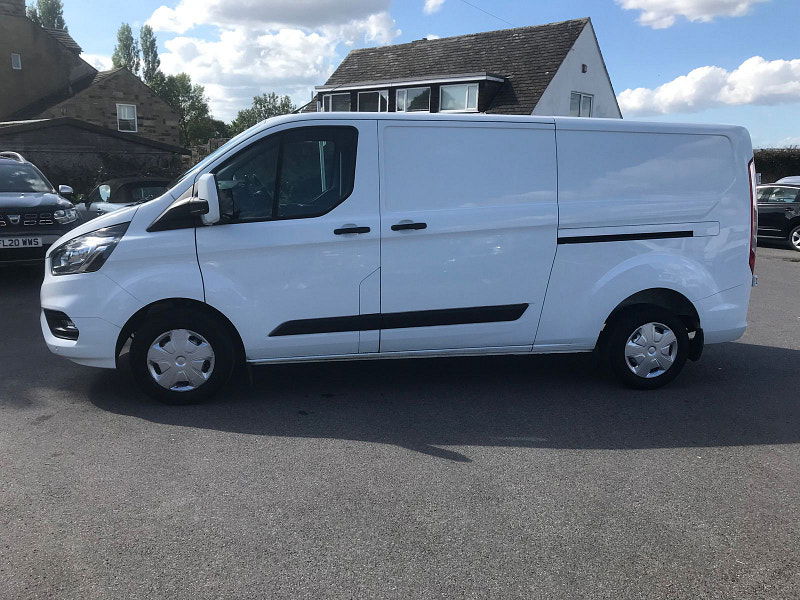 Ford Transit Custom 2.0L 300 Trend EcoBlue 5dr Diesel Manual Euro 6 (104 bhp) 5dr Manual 2025