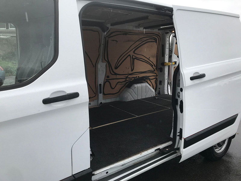 Ford Transit Custom 2.0L 300 Trend EcoBlue 5dr Diesel Manual Euro 6 (104 bhp) 5dr Manual 2025