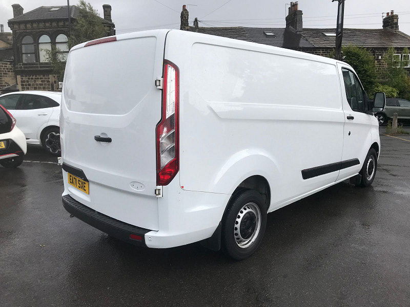 Ford Transit Custom 2.0L 300 Trend EcoBlue 5dr Diesel Manual Euro 6 (104 bhp) 5dr Manual 2025