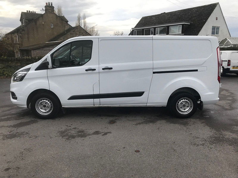 Ford Transit Custom 2.0L 300 Trend EcoBlue 5dr Diesel Manual Euro 6 (104 bhp) 5dr Manual 2025