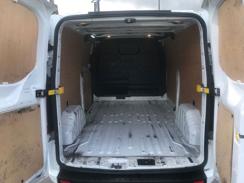 Ford Transit Custom 2.0L 300 Trend EcoBlue Diesel Manual Euro 6 (104 bhp) 5dr Manual 2025