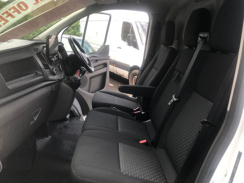 Ford Transit Custom 2.0L 300 Trend EcoBlue Diesel Manual Euro 6 (104 bhp) 5dr Manual 2025