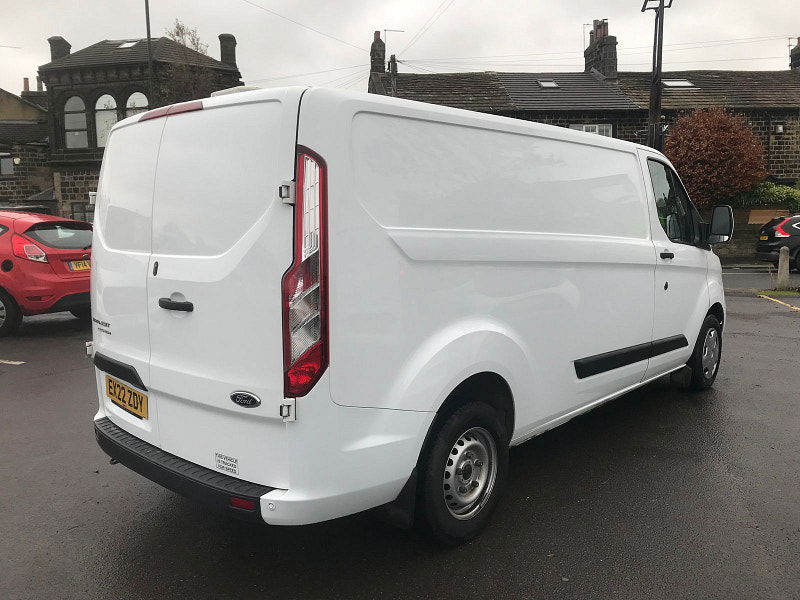 Ford Transit Custom 2.0L 300 Trend EcoBlue Diesel Manual Euro 6 (128 bhp) 5dr Manual 2025