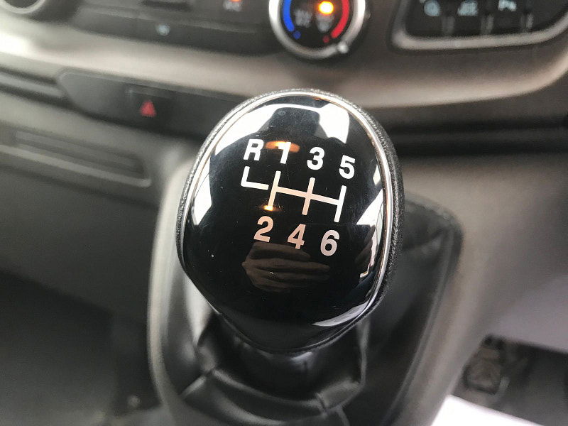 Ford Transit Custom 2.0L 300 Trend EcoBlue Diesel Manual Euro 6 (128 bhp) 5dr Manual 2025