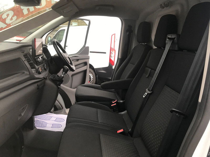Ford Transit Custom 2.0L 300 Trend EcoBlue Diesel Manual Euro 6 (128 bhp) 5dr Manual 2025