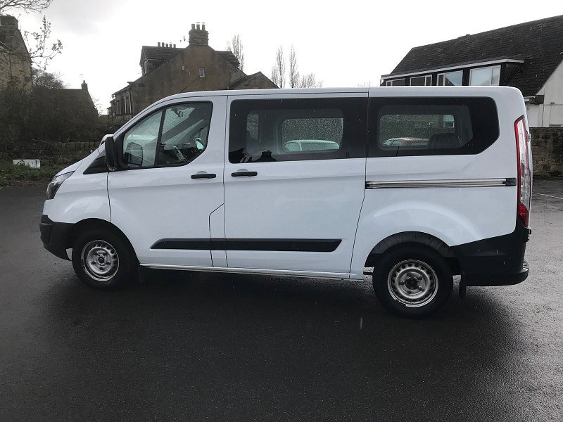 Ford Transit Custom 2.2 TDCi 310 Kombi 5dr Diesel Manual L1 H1 (172 g/km, 98 bhp) 5dr Manual 2026