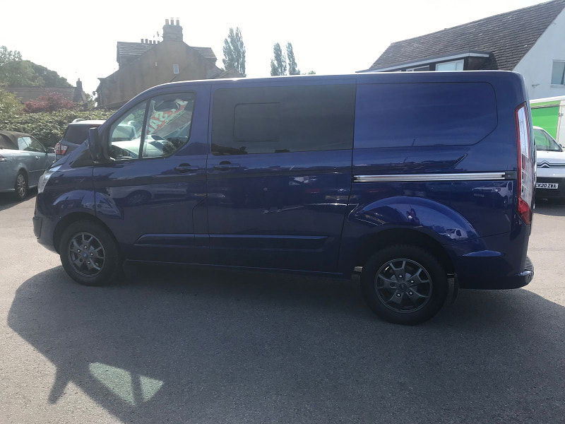Ford Transit Custom 2.2L 270 LIMITED LR P/V Diesel Manual Euro 5 (153 bhp) 6dr Manual 2025
