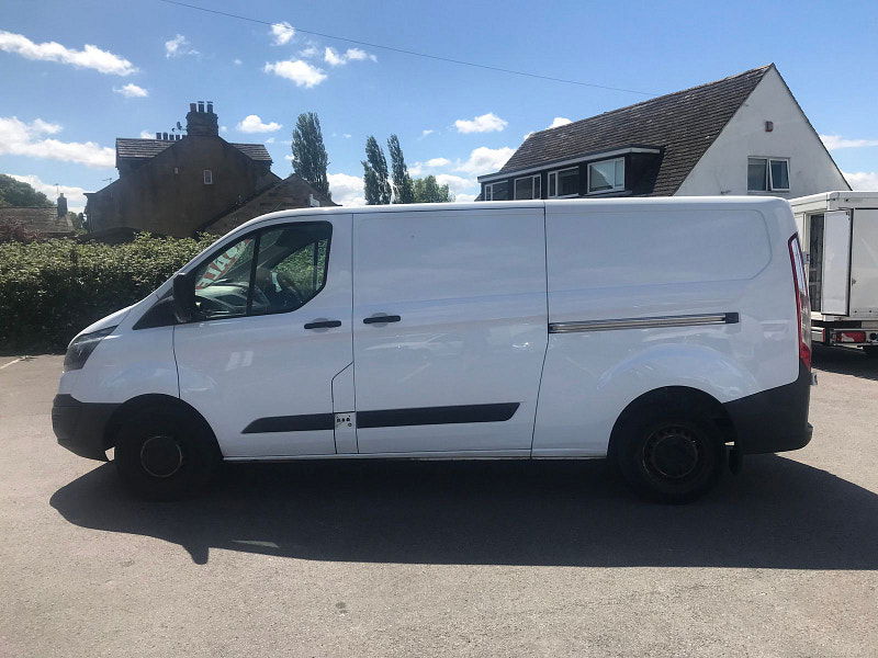 Ford Transit Custom 2.2L 290 LR P/V Diesel Manual Euro 5 (123 bhp) 5dr Manual 2025