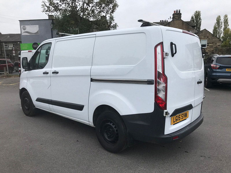 Ford Transit Custom 2.2L 310 E-Tech Diesel Manual Euro 5 (99 bhp) 5dr Manual 2025