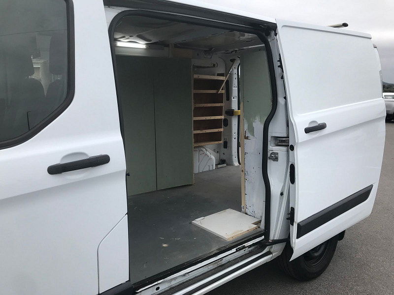 Ford Transit Custom 2.2L 310 E-Tech Diesel Manual Euro 5 (99 bhp) 5dr Manual 2025