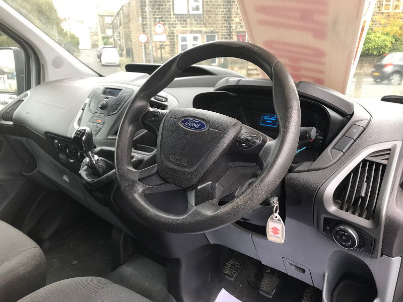 Ford Transit Custom 2.2L 310 E-Tech Diesel Manual Euro 5 (99 bhp) 5dr Manual 2025