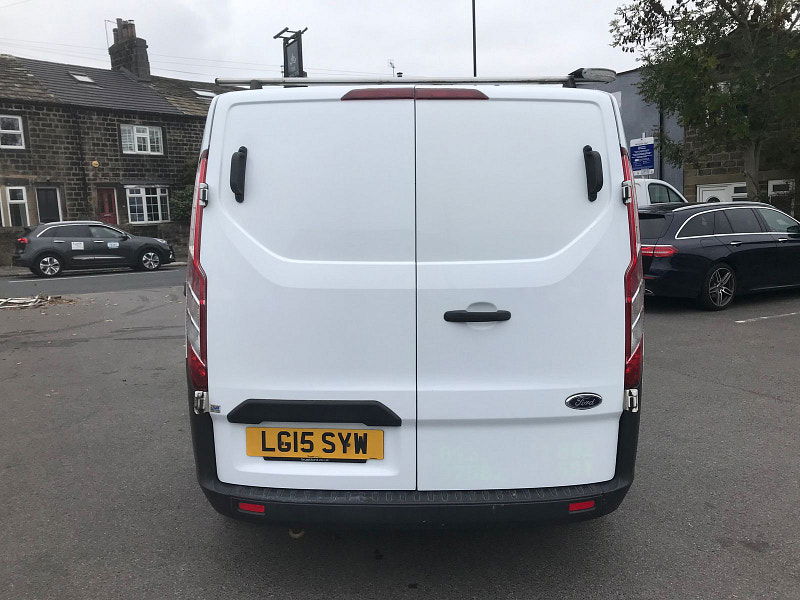 Ford Transit Custom 2.2L 310 E-Tech Diesel Manual Euro 5 (99 bhp) 5dr Manual 2025