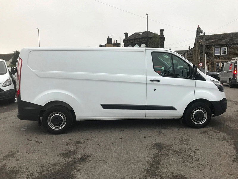 Ford Transit Custom 290 LR P/V 5dr Manual 2025