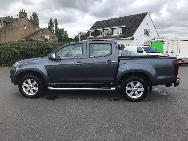 Isuzu D-Max 1.9L YUKON DCB Diesel Manual Euro 6 (161 bhp) 4dr Manual 2024