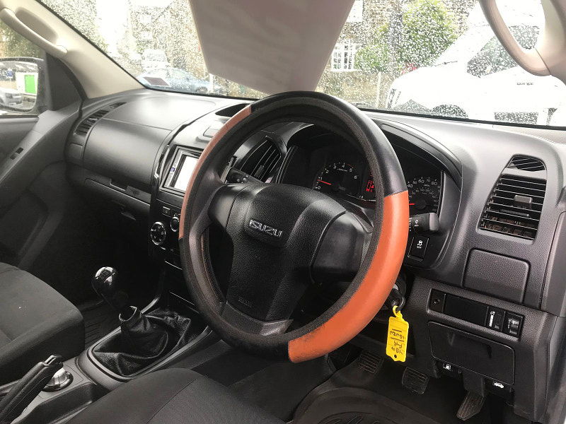 Isuzu D-Max 2.5L TD ECB Diesel Manual Euro 5 (163 bhp) 4dr Manual 2025