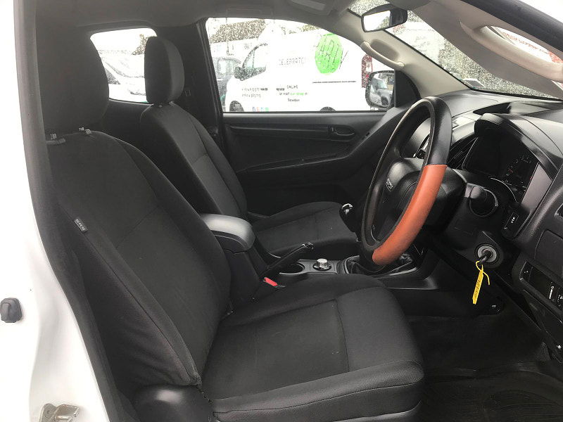 Isuzu D-Max 2.5L TD ECB Diesel Manual Euro 5 (163 bhp) 4dr Manual 2025