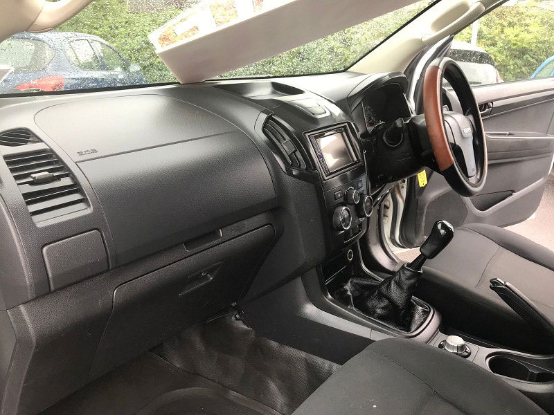 Isuzu D-Max 2.5L TD ECB Diesel Manual Euro 5 (163 bhp) 4dr Manual 2025