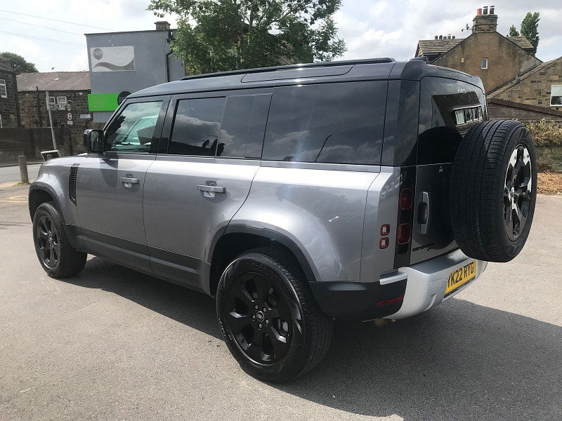 Land Rover Defender 3.0L Hard Top SE D MHEV Auto 5dr Diesel Automatic Euro 6 (295 bhp) 5dr Automatic 2025