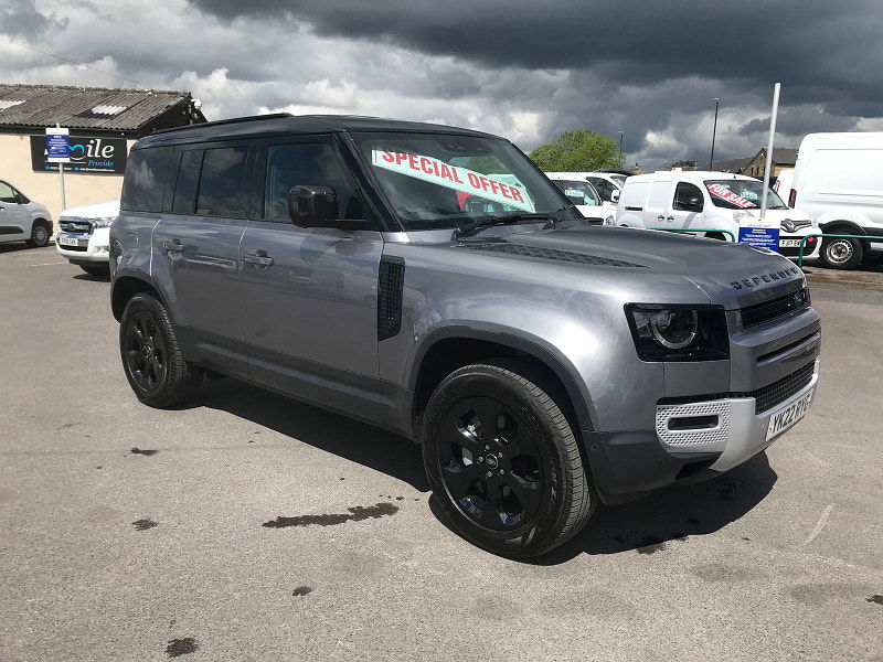 Land Rover Defender 3.0L Hard Top SE D MHEV Auto 5dr Diesel Automatic Euro 6 (295 bhp) 5dr Automatic 2025