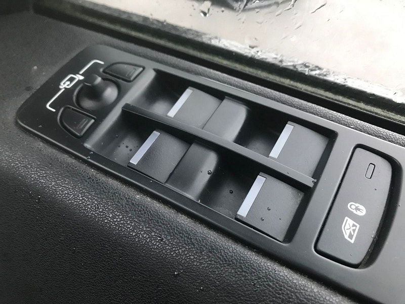 Land Rover Discovery Sport 2.0 TD4 HSE SUV 5dr Diesel Manual 4WD Euro 6 (s/s) (180 ps) 5dr Manual 2026