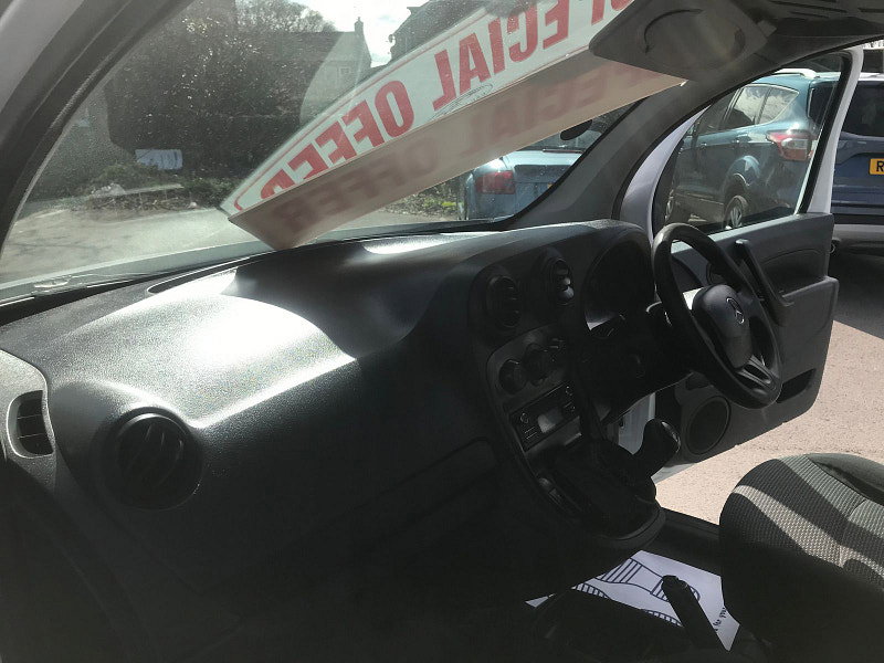 Mercedes-Benz Citan 1.5 109 CDI BlueEfficiency Panel Van 5dr Diesel Manual L2 Euro 6 (s/s) (90 ps) 5dr Manual 2026